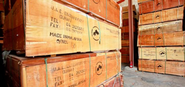 Великобритания сократила импорт фанеры из древесины тропических пород Великобритания сократила импорт фанеры из древесины тропических пород